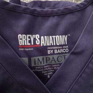 Grey's Anatomy purple scrub top, size small